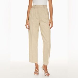 Aritzia Wilfred High-waisted carrot pants size 8 in cream beige business casual
